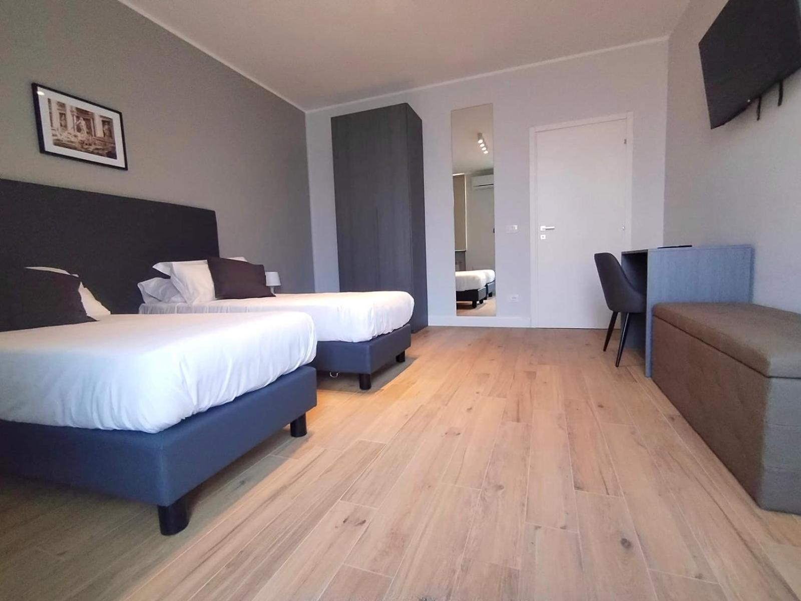 Hh Hermoso Housing Asti Kültér fotó