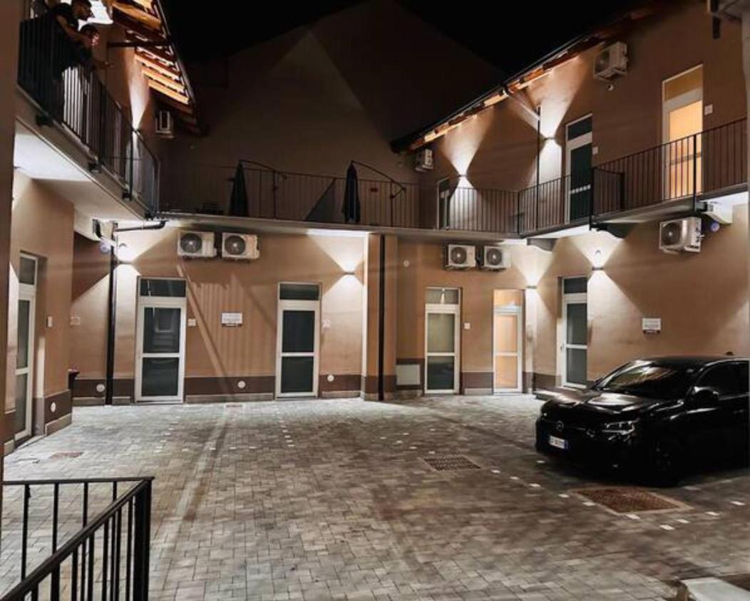 Hh Hermoso Housing Asti Kültér fotó