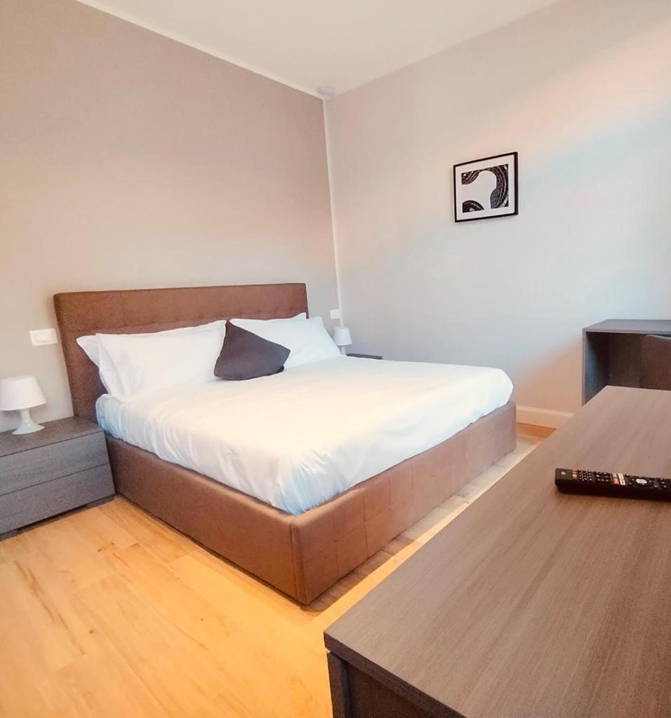 Hh Hermoso Housing Asti Kültér fotó