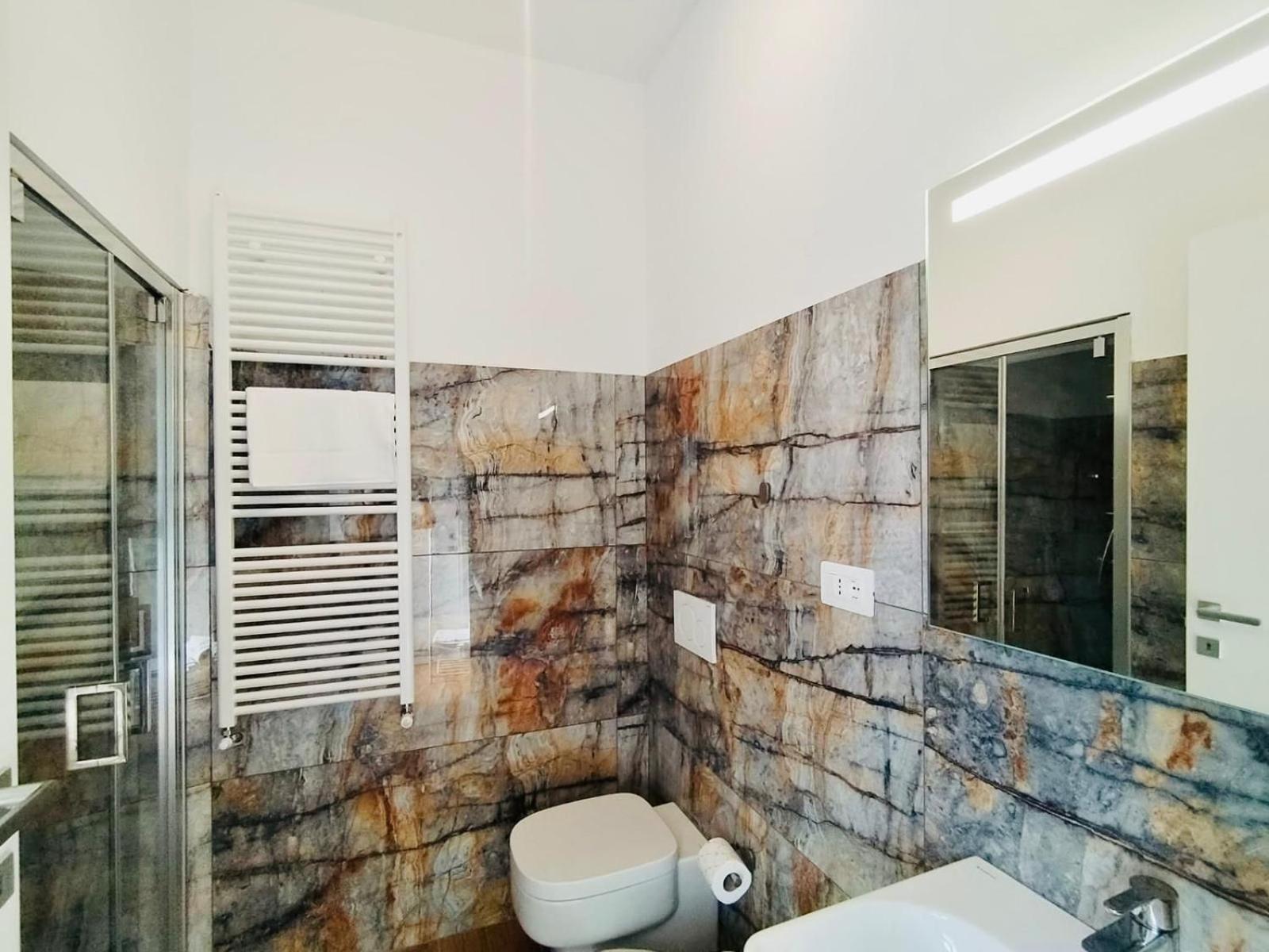 Hh Hermoso Housing Asti Kültér fotó